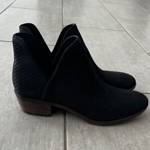 Lucky Brand Black Baley Ankle Booties